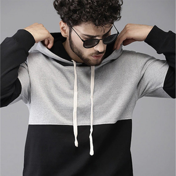 https://www.hypepulse.in/products/men-black-grey-colourblocked-hooded-sweatshirt