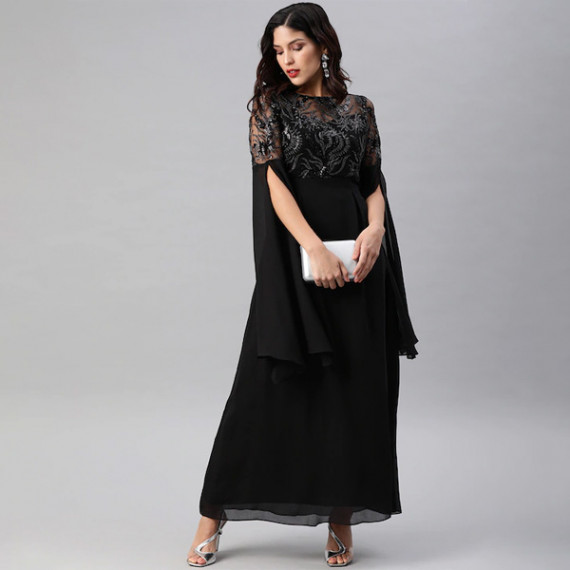 https://www.hypepulse.in/products/black-embellished-slit-sleeves-maxi-dress