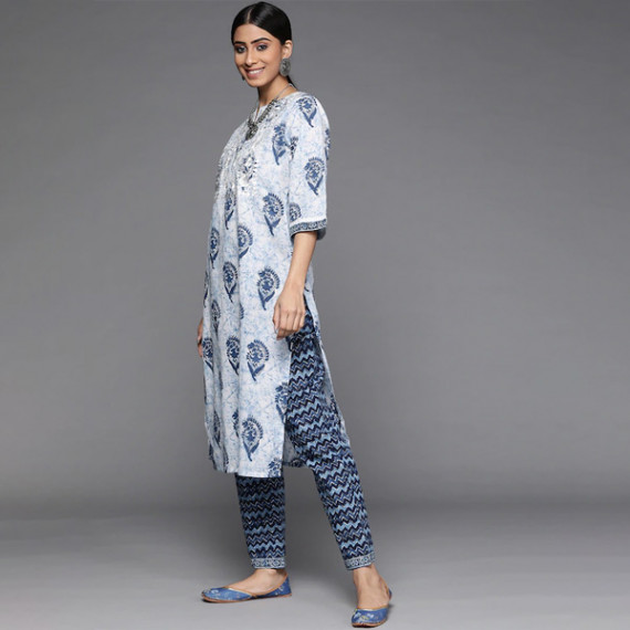 https://www.hypepulse.in/products/women-white-paisley-motifs-printed-pure-cotton-kurta-with-trousers-with-dupatta